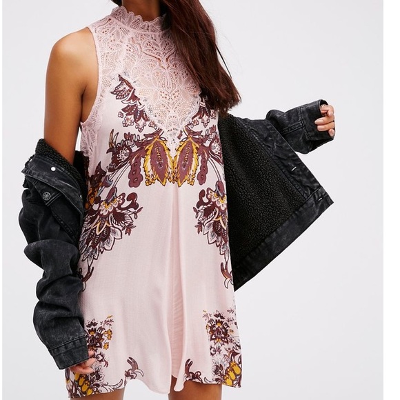 Free People Dresses & Skirts - Free people Marsha printed slip dress blush combo